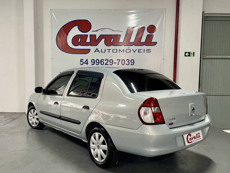 RENAULT - CLIO - 2008/2009 - Prata - R$ 23.900,00