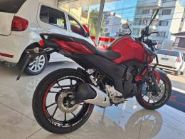 YAMAHA - FAZER - 2024/2024 - Vermelha - R$ 20.900,00