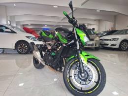 KAWASAKI - Z400 - 2019/2020 - Verde - R$ 28.900,00