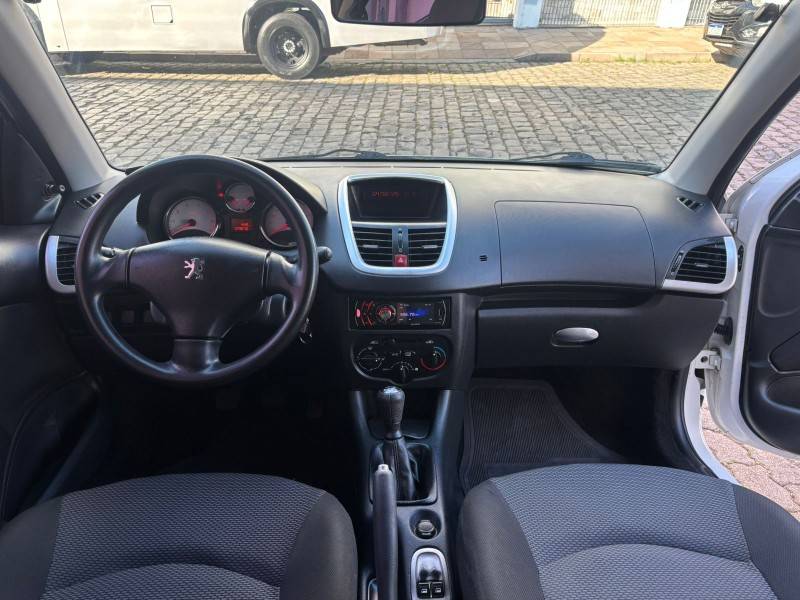 PEUGEOT - 207 - 2012/2013 - Branca - R$ 25.900,00