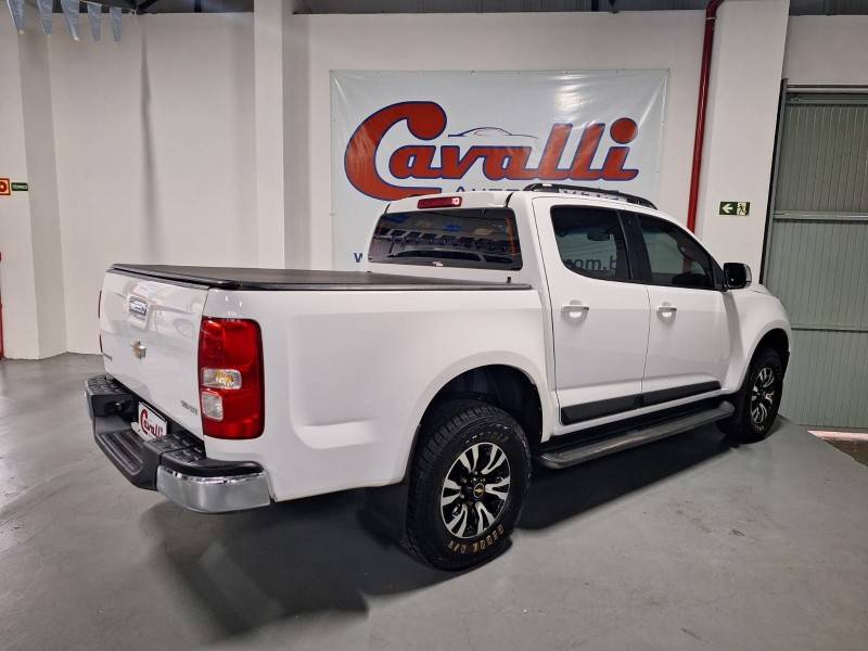 CHEVROLET - S10 - 2012/2013 - Branca - R$ 105.900,00