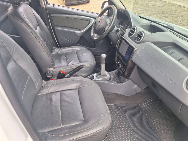 RENAULT - DUSTER - 2012/2013 - Branca - R$ 53.900,00