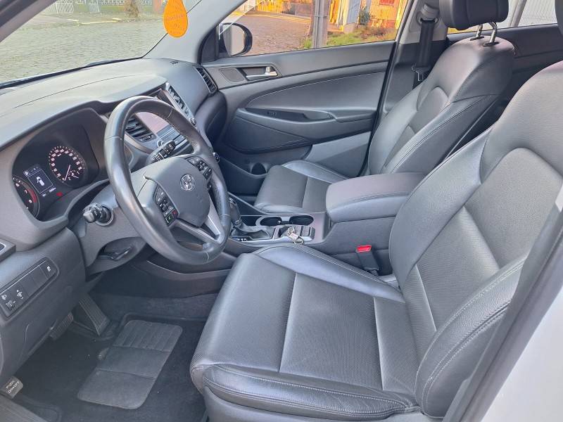 HYUNDAI - TUCSON - 2018/2019 - Branca - R$ 109.900,00