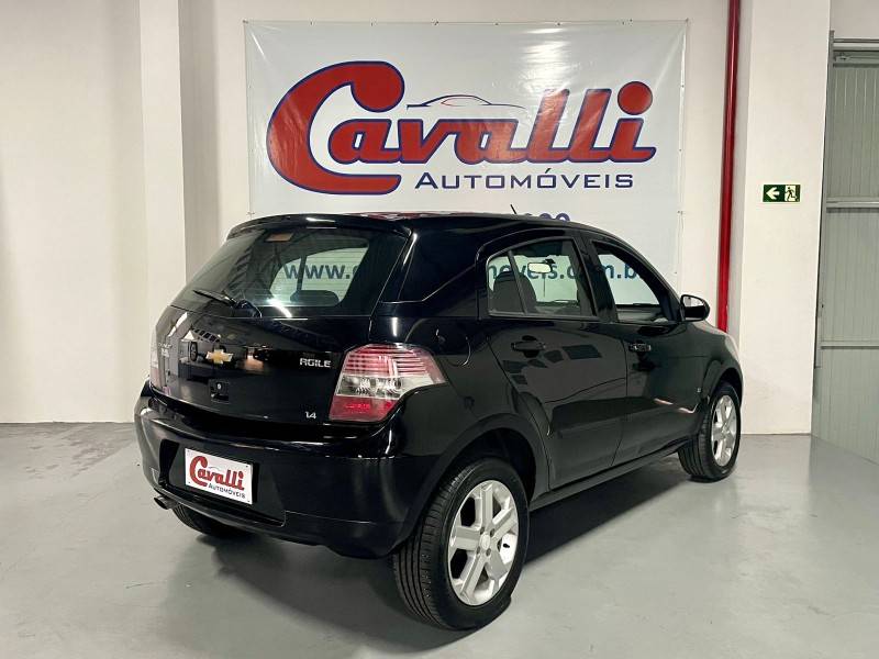 CHEVROLET - AGILE - 2010/2011 - Preta - R$ 30.900,00