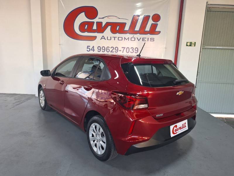 CHEVROLET - ONIX - 2020/2020 - Vermelha - R$ 60.900,00