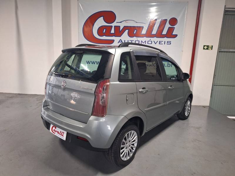 FIAT - IDEA - 2011/2012 - Cinza - R$ 35.900,00