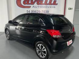 CHEVROLET - ONIX - 2014/2015 - Preta - R$ 51.900,00