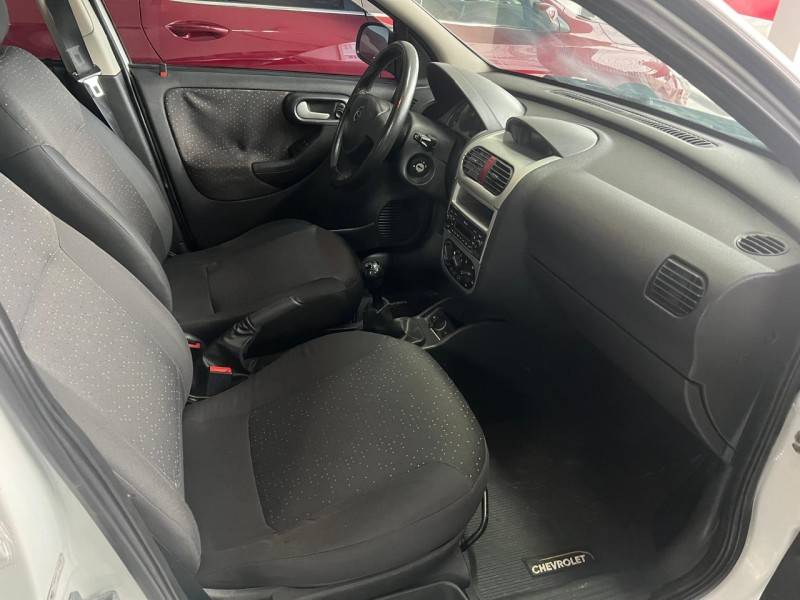 CHEVROLET - CORSA - 2011/2011 - Branca - R$ 29.900,00