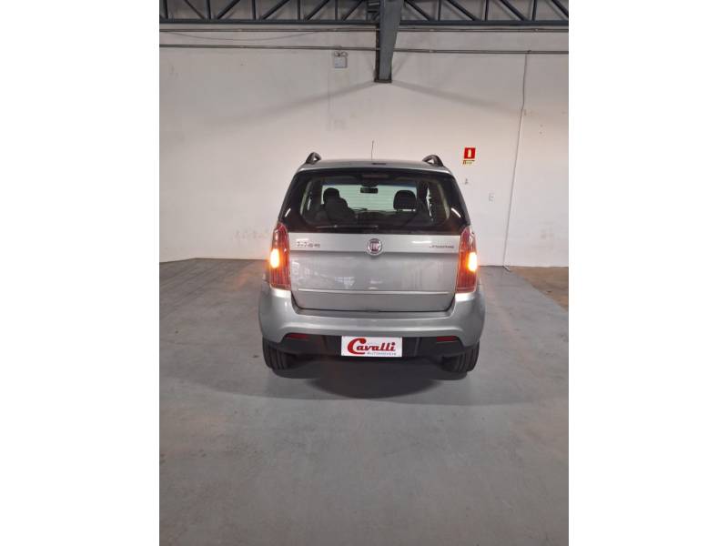 FIAT - IDEA - 2011/2012 - Cinza - R$ 35.900,00