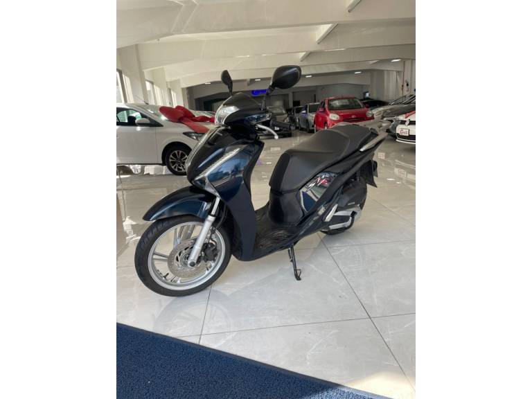 HONDA - SH 150i - 2018/2018 - Azul - R$ 14.900,00