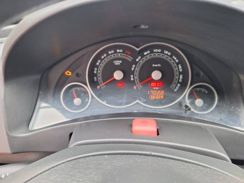CHEVROLET - PRISMA - 2010/2010 - Prata - R$ 29.900,00