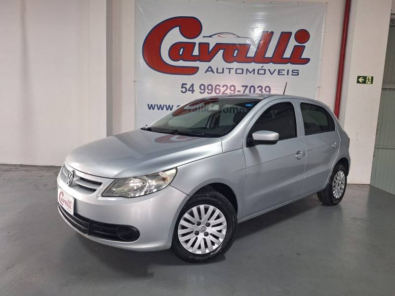 VOLKSWAGEN - GOL - 2010/2011 - Prata - R$ 28.900,00