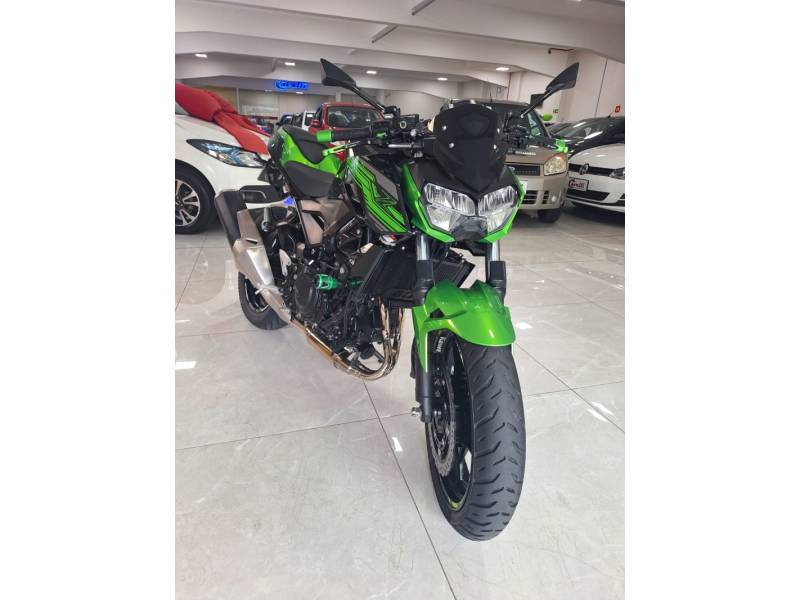KAWASAKI - Z400 - 2019/2020 - Verde - R$ 28.900,00