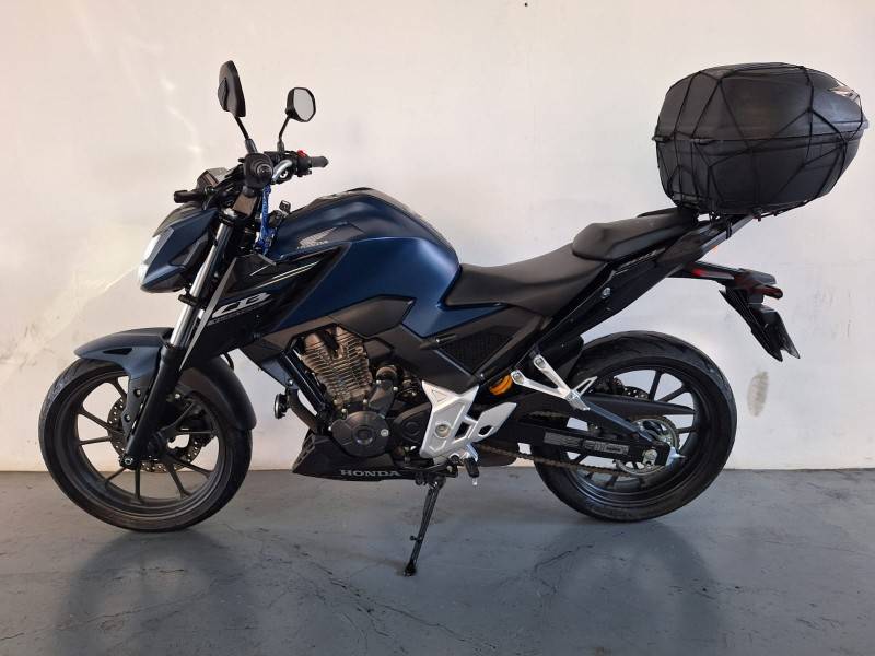 HONDA - CB 300F TWISTER - 2024/2025 - Azul - R$ 27.900,00