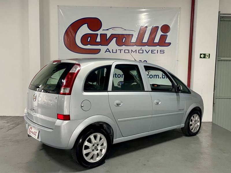 CHEVROLET - MERIVA - 2008/2008 - Prata - R$ 26.900,00