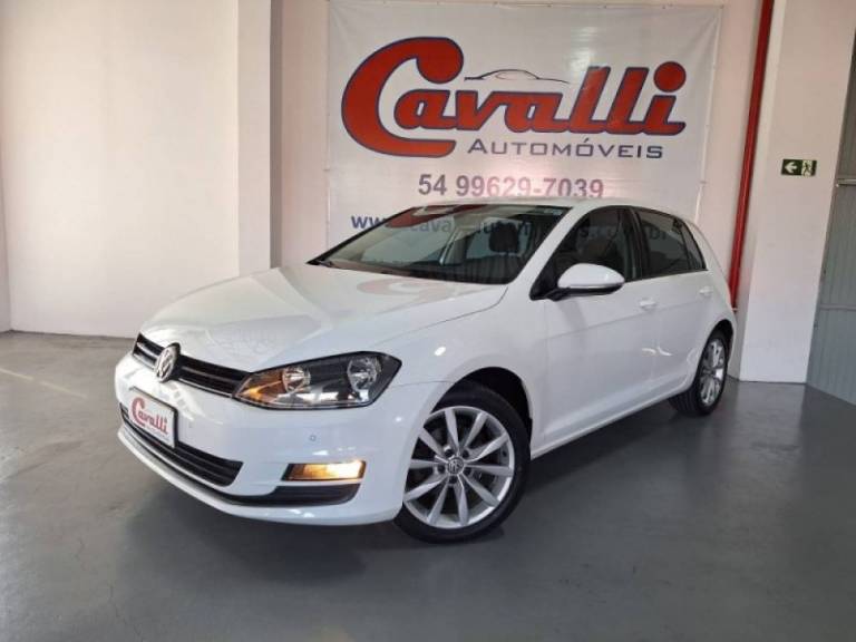 VOLKSWAGEN - GOLF - 2015/2015 - Branca - R$ 73.900,00