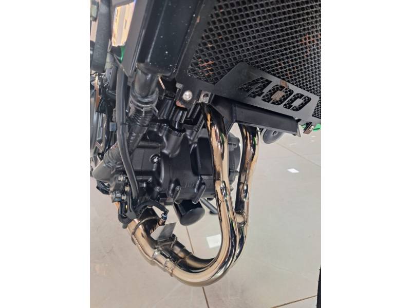 KAWASAKI - Z400 - 2019/2020 - Verde - R$ 28.900,00