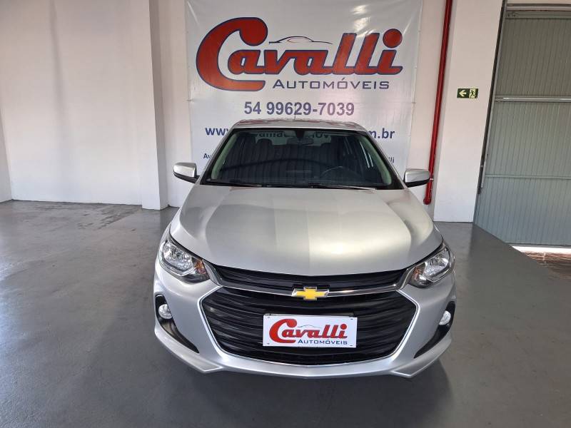 CHEVROLET - ONIX - 2020/2021 - Prata - R$ 79.900,00