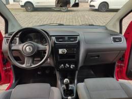 VOLKSWAGEN - FOX - 2010/2010 - Vermelha - R$ 32.900,00