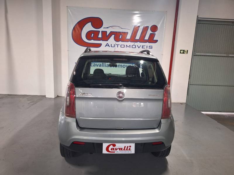 FIAT - IDEA - 2011/2012 - Cinza - R$ 35.900,00