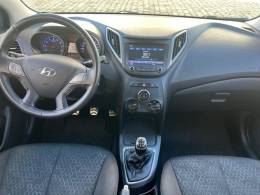 HYUNDAI - HB20X - 2017/2018 - Branca - R$ 66.900,00