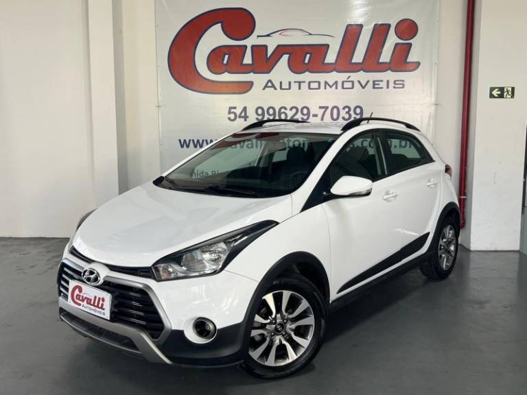 HYUNDAI - HB20X - 2017/2018 - Branca - R$ 66.900,00