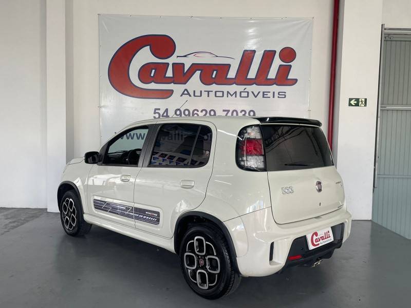 FIAT - UNO - 2014/2015 - Branca - R$ 43.900,00