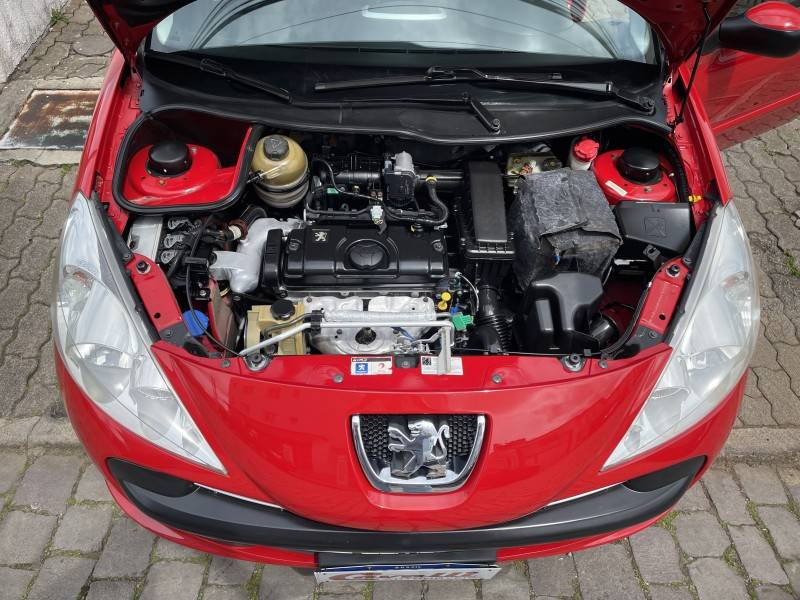 PEUGEOT - 207 - 2011/2011 - Vermelha - R$ 24.900,00