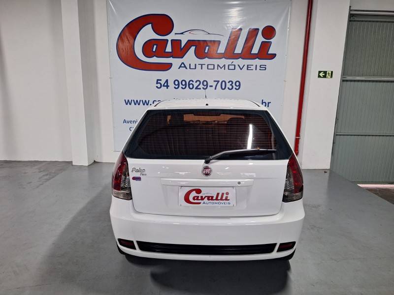 FIAT - PALIO - 2014/2015 - Branca - R$ 29.900,00