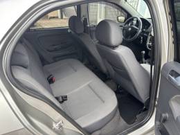 VOLKSWAGEN - VOYAGE - 2010/2011 - Prata - R$ 32.900,00