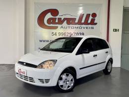 FORD - FIESTA - 2005/2006 - Branca - R$ 19.900,00