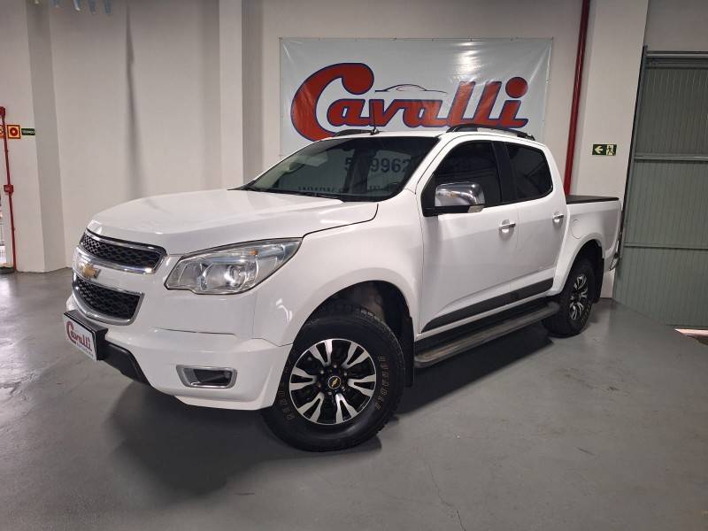 CHEVROLET - S10 - 2012/2013 - Branca - R$ 105.900,00