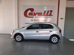 VOLKSWAGEN - GOL - 2014/2015 - Prata - R$ 38.900,00