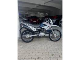 HONDA - NXR 150 - 2013/2014 - Branca - R$ 15.900,00