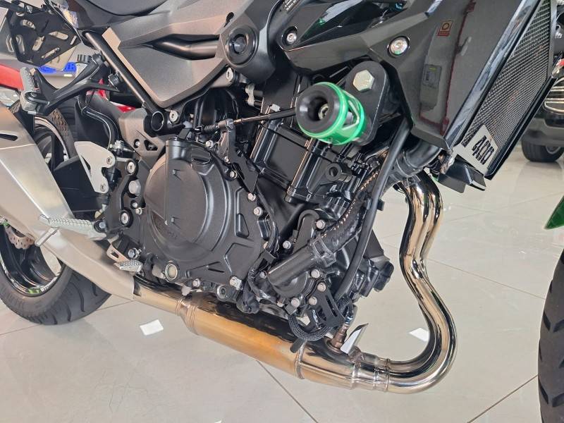 KAWASAKI - Z400 - 2019/2020 - Verde - R$ 28.900,00