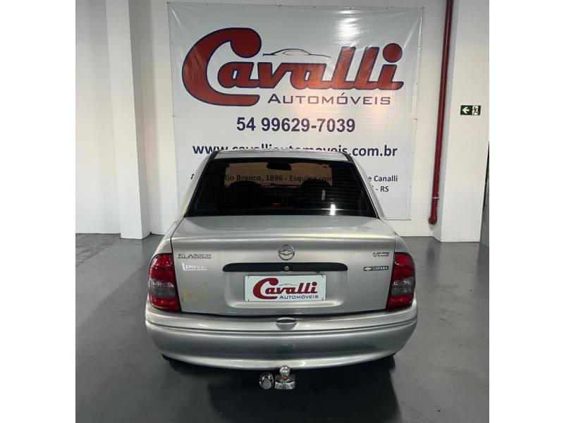 CHEVROLET - CLASSIC - 2004/2005 - Bege - R$ 20.900,00